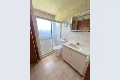 6495 W 2nd Court, Hialeah, FL 33012 - Photo 15