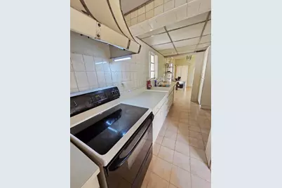 6495 W 2nd Court, Hialeah, FL 33012 - Photo 9