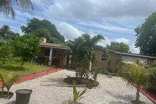 1026 Hansen St, West Palm Beach, FL 33405 - Photo 1