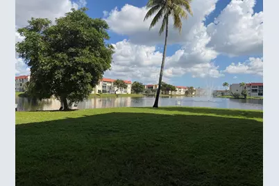 2950 Sunrise Lakes Drive W #305, Sunrise, FL 33322 - Photo 15