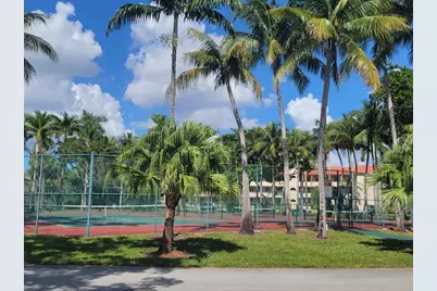 2950 Sunrise Lakes Drive W #305, Sunrise, FL 33322 - Photo 9