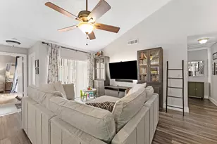 203 Timberlane Cir, Greenacres, FL 33463 - Photo 5