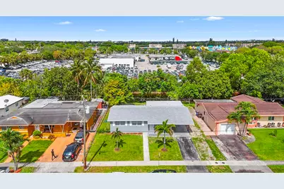 2321 NW 38th Terrace, Lauderdale Lakes, FL 33311 - Photo 11