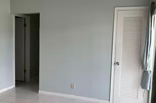 32 Salisbury B, West Palm Beach, FL 33417 - Photo 9