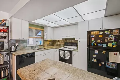 101 NE 195th Street, Miami, FL 33179 - Photo 11
