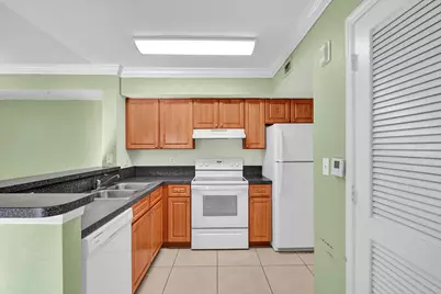 15075 Michelangelo Boulevard #103, Delray Beach, FL 33446 - Photo 3