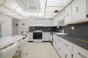 600 Three Islands Boulevard, Hallandale Beach, FL 33009 - Photo 19