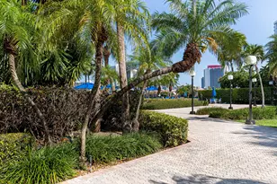 600 Three Islands Boulevard, Hallandale Beach, FL 33009 - Photo 25