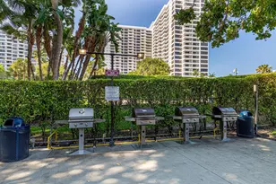 600 Three Islands Boulevard, Hallandale Beach, FL 33009 - Photo 33