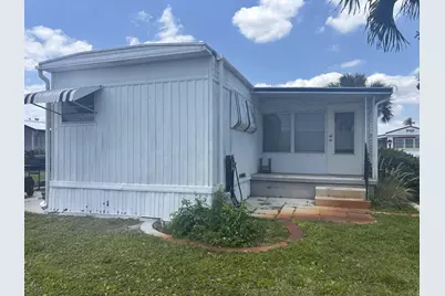 586 NE 47th Street, Deerfield Beach, FL 33064 - Photo 27