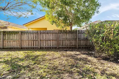 2302 NE 37th Road, Homestead, FL 33033 - Photo 37