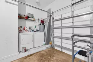 2302 NE 37th Rd, Homestead, FL 33033 - Photo 35