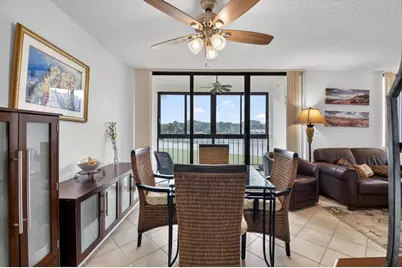 3604 Bridgewood Drive, Boca Raton, FL 33434 - Photo 9