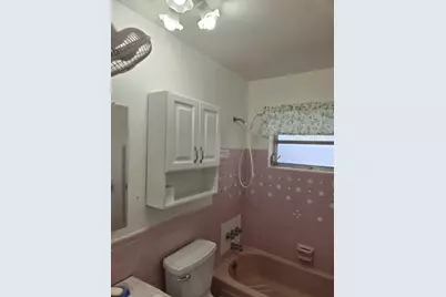 5805 NW 83rd Avenue, Tamarac, FL 33321 - Photo 9