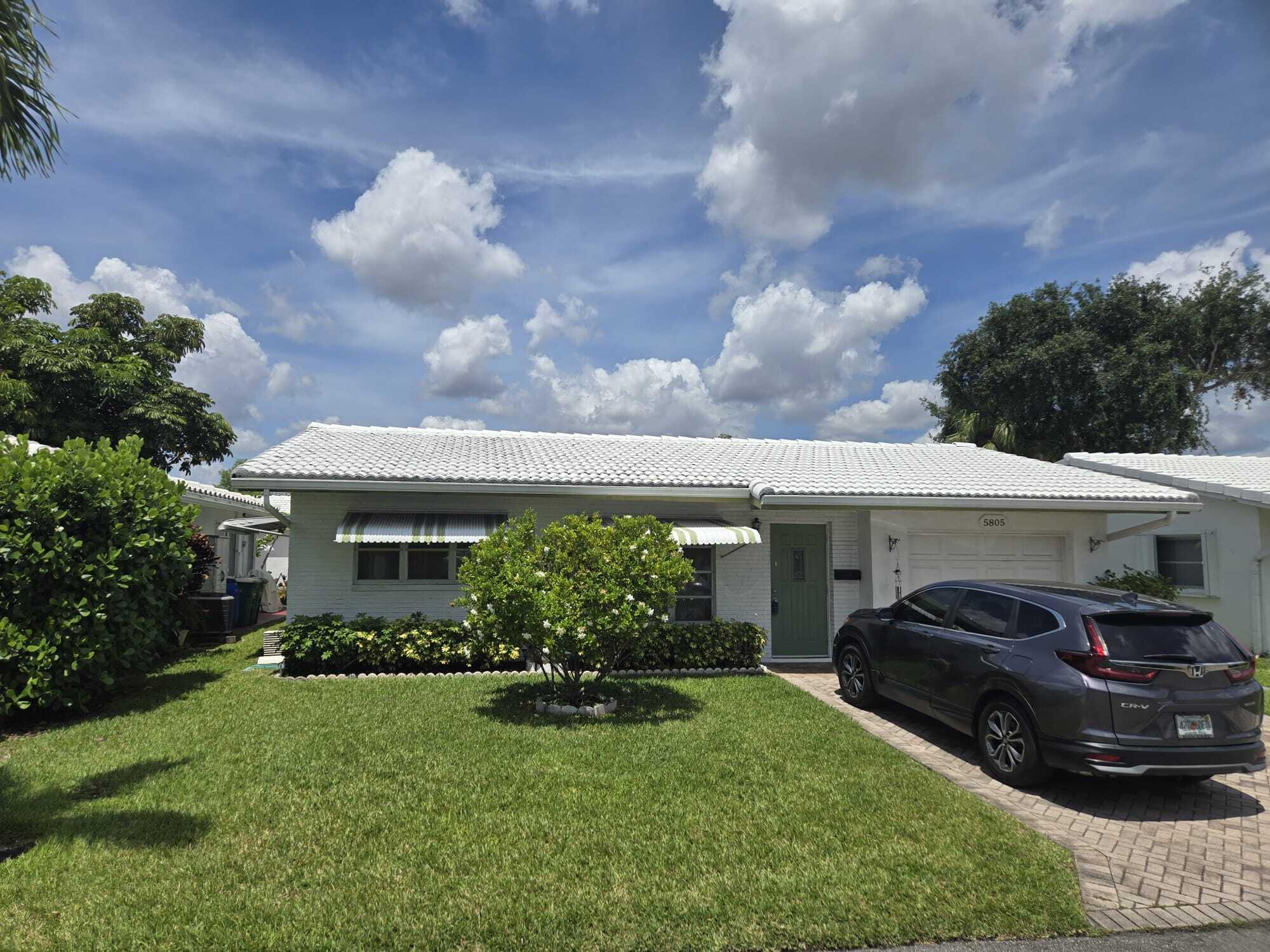 5805 NW 83rd Ave main architectural view