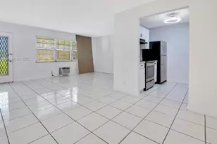 100 SW 132nd Way, Pembroke Pines, FL 33027 - Photo 7