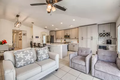 6036 Azalea Circle, West Palm Beach, FL 33415 - Photo 11