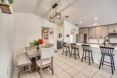 6036 Azalea Circle, West Palm Beach, FL 33415 - Photo 5