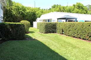 2929 SE Ocean Blvd, Stuart, FL 34996 - Photo 11