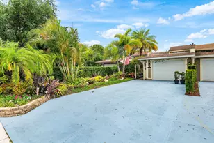 12383 Westhampton Cir, Wellington, FL 33414 - Photo 5