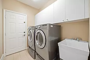 77 NW 108th Way, Plantation, FL 33324 - Photo 23