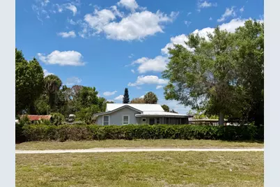 207 SE 4th Street, Okeechobee, FL 34974 - Photo 3