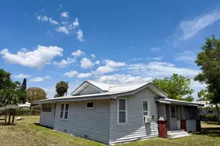 207 SE 4th St, Okeechobee, FL 34974 - Photo 11