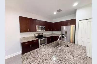 5213 NW 50th Terrace, Tamarac, FL 33319 - Photo 7