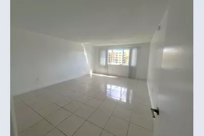 7000 NW 186th Street #4-325, Hialeah, FL 33015 - Photo 9