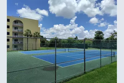 7000 NW 186th Street #4-325, Hialeah, FL 33015 - Photo 15