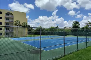 7000 NW 186th St, Hialeah, FL 33015 - Photo 15