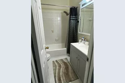 2280 Poinsetta Court, Pembroke Pines, FL 33026 - Photo 13