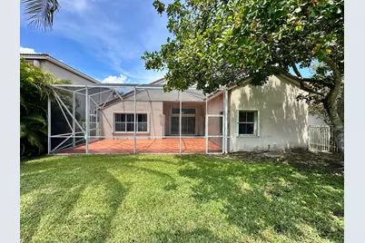 386 Carrington Drive, Weston, FL 33326 - Photo 7