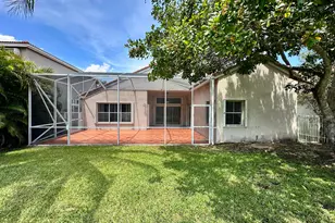 386 Carrington Dr, Weston, FL 33326 - Photo 7
