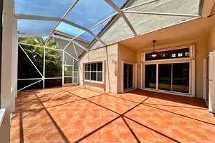 386 Carrington Dr, Weston, FL 33326 - Photo 13