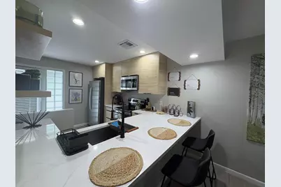 690 SE 23rd Avenue #1, Pompano Beach, FL 33062 - Photo 5
