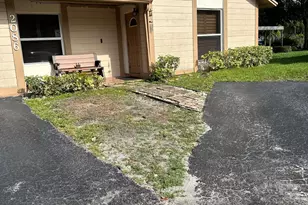 2086 SW 71st Way, Davie, FL 33317 - Photo 11