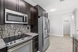 6878 NW 33rd St, Margate, FL 33063 - Photo 15