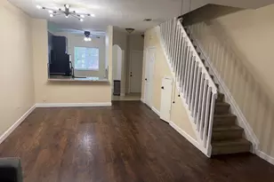 8839 S Isles Cir, Tamarac, FL 33321 - Photo 5