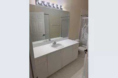 8839 S Isles Circle, Tamarac, FL 33321 - Photo 19
