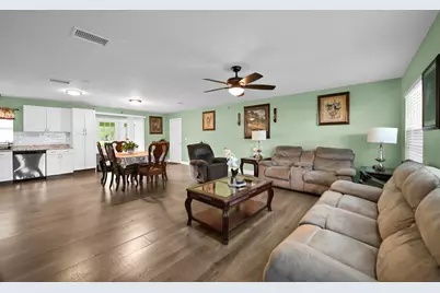 5214 Bowling Green Drive, Fort Pierce, FL 34951 - Photo 9