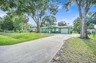 5214 Bowling Green Dr, Fort Pierce, FL 34951 - Photo 1
