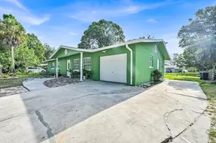 5214 Bowling Green Dr, Fort Pierce, FL 34951 - Photo 5