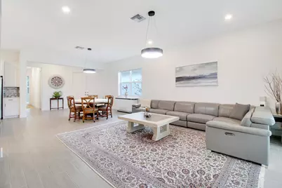 8914 Kingsmoor Way, Lake Worth, FL 33467 - Photo 17