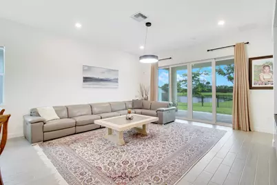 8914 Kingsmoor Way, Lake Worth, FL 33467 - Photo 15