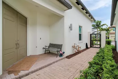 8914 Kingsmoor Way, Lake Worth, FL 33467 - Photo 7
