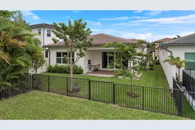 8914 Kingsmoor Way, Lake Worth, FL 33467 - Photo 31