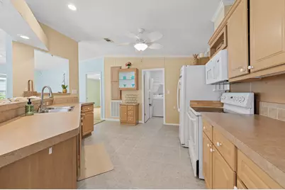 2555 Pga Boulevard, Palm Beach Gardens, FL 33410 - Photo 15