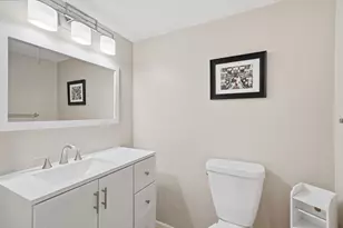 6903 Cypress Rd, Plantation, FL 33317 - Photo 5
