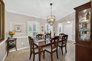 5606 Silver Oak Dr, Fort Pierce, FL 34982 - Photo 5